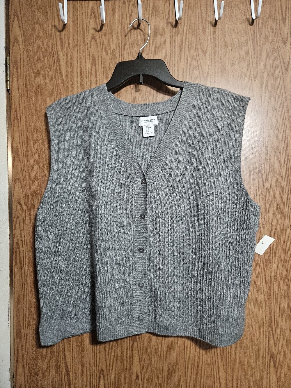 Song Of Style Grey Knit Sweater Vest Sleevless Boxy Fit V Neck Size XL Classy!